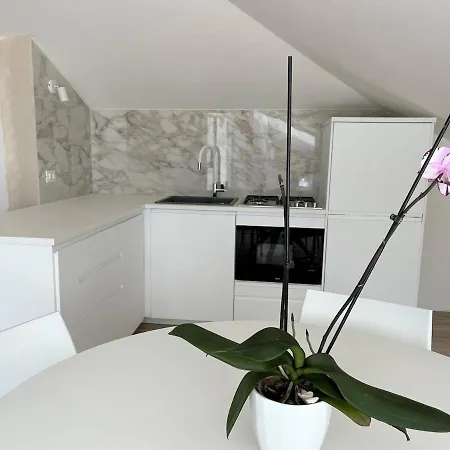 Apartman Attico Calla *