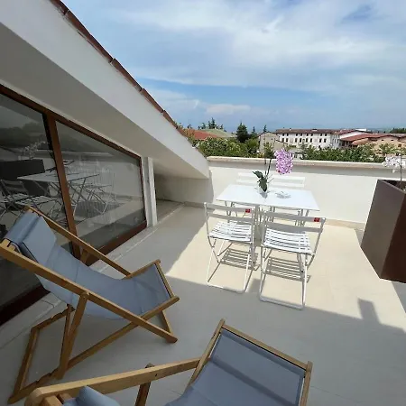 Attico Calla 페스키에라델가르다