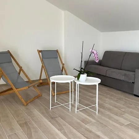 아파트 Attico Calla 페스키에라델가르다