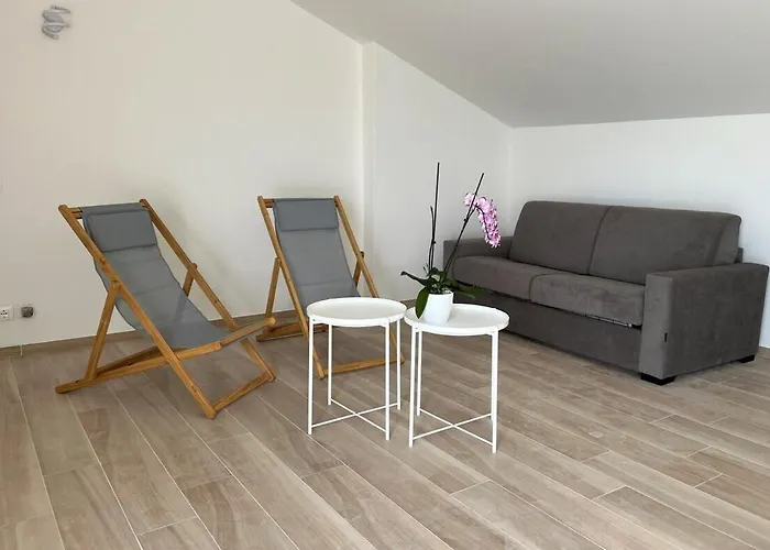 公寓 Attico Calla 佩斯基耶拉德加达